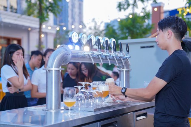 EWH00976-Large-640x427