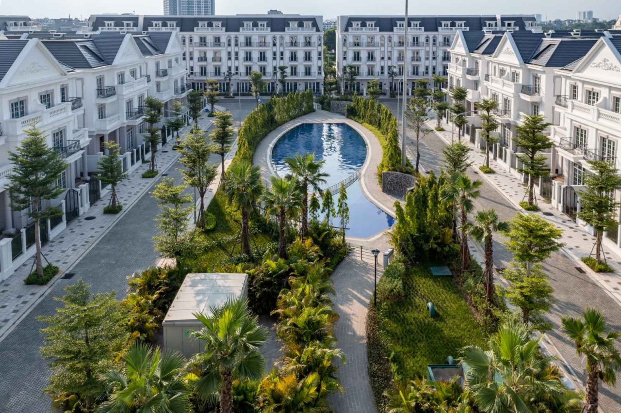 Eurowindow-Twin-Parks-Kien-truc-tan-co-dien-hai-hoa-thien-nhien3-1280x852_1